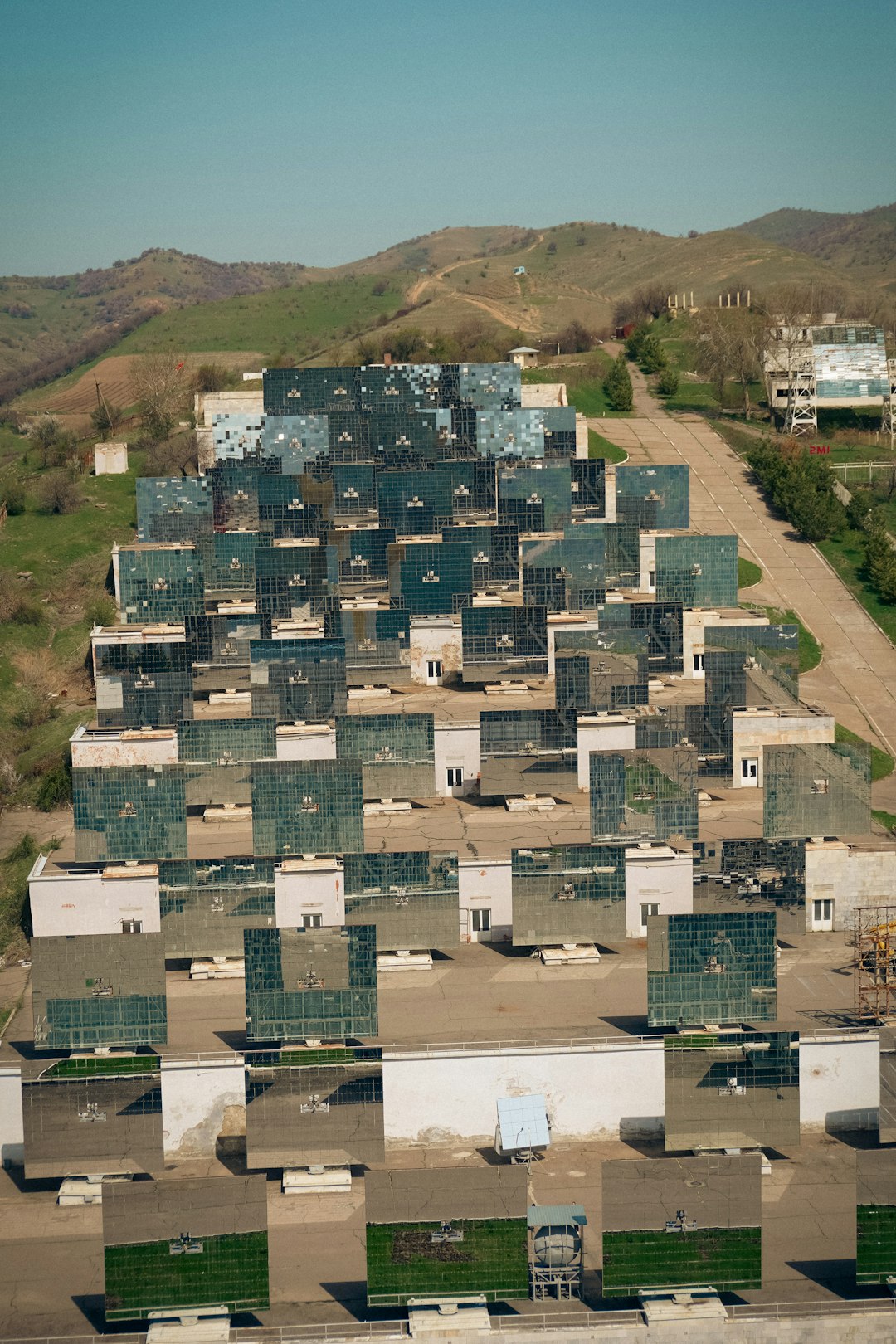 solar-panel-array-on-a-hillside-bifhdhhgkfa
